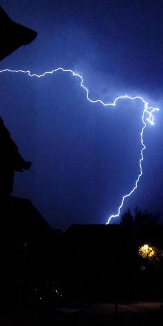 Lightning over Bradford on Avon by twiggy