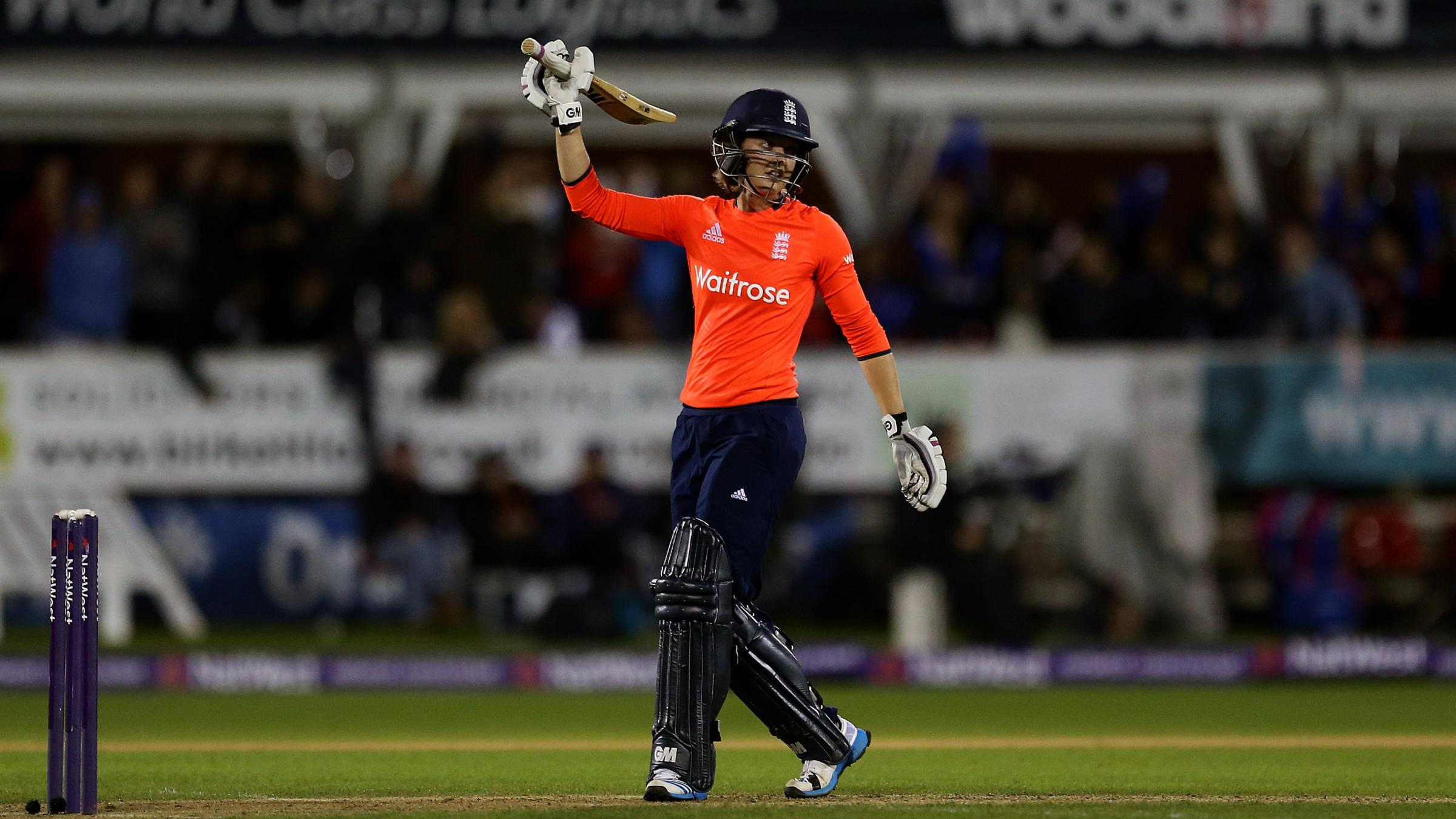 Sarah Taylor returns to England squad for World Cup - Wiltshire Times