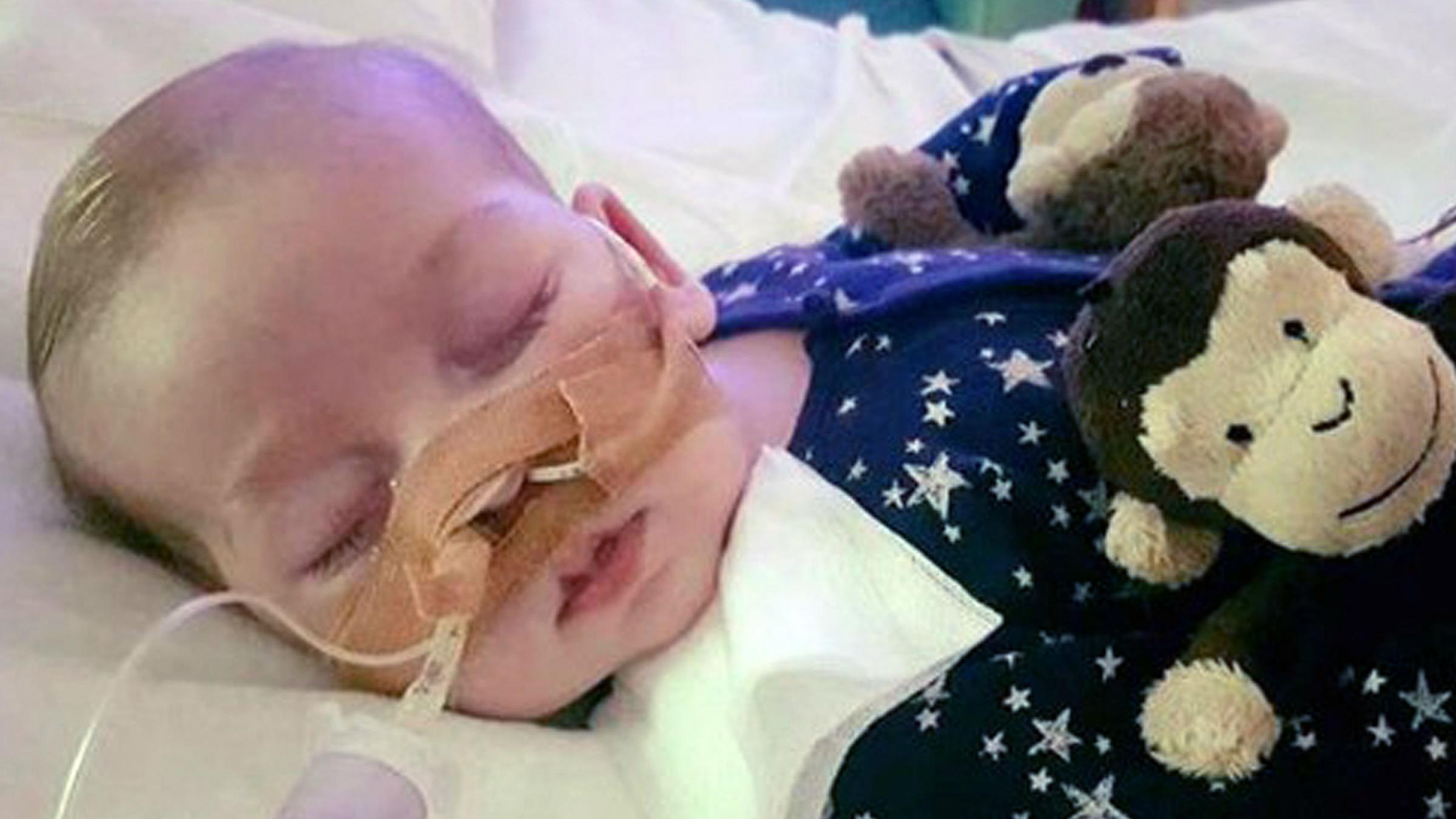 Parents in Charlie Gard treatment case set for latest battle - Wiltshire Times