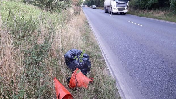 Wiltshire Times: Rubbish picked up from Wiltshire roads