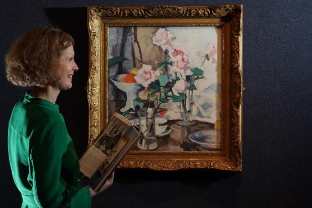 Wiltshire Times: Art courses are a great gift option for people interested in painting. Picture: PA