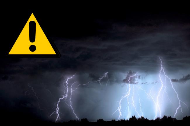 A band of thunderstorms is set to hit Wiltshire on Sunday.