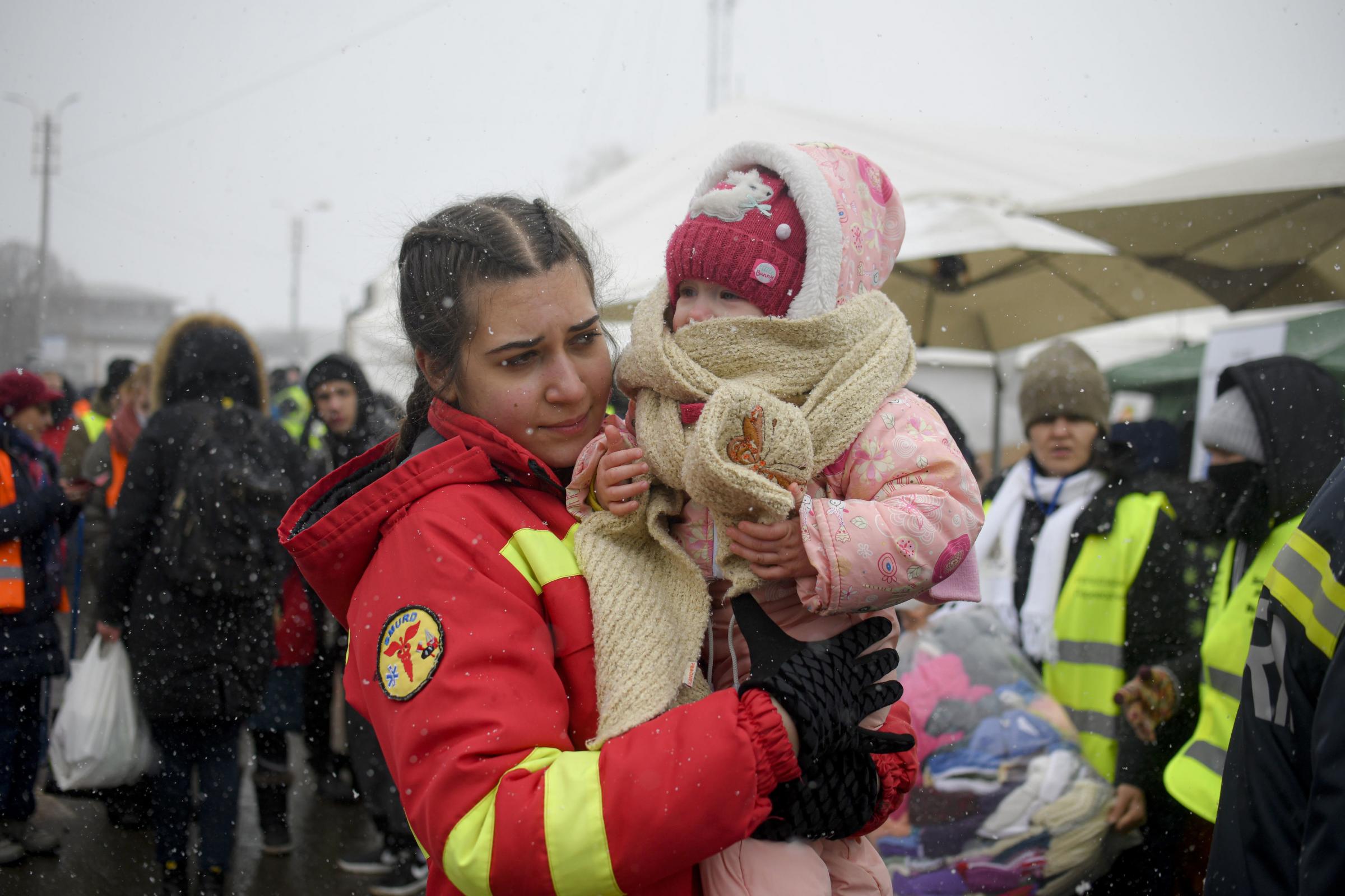 Auction for Ukraine war victims attracts thousands of pounds-worth of donations - Vimarsana News