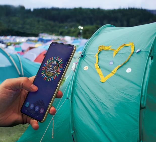 Wiltshire Times: The EE Glastonbury Festival App. Picture: EE/PA