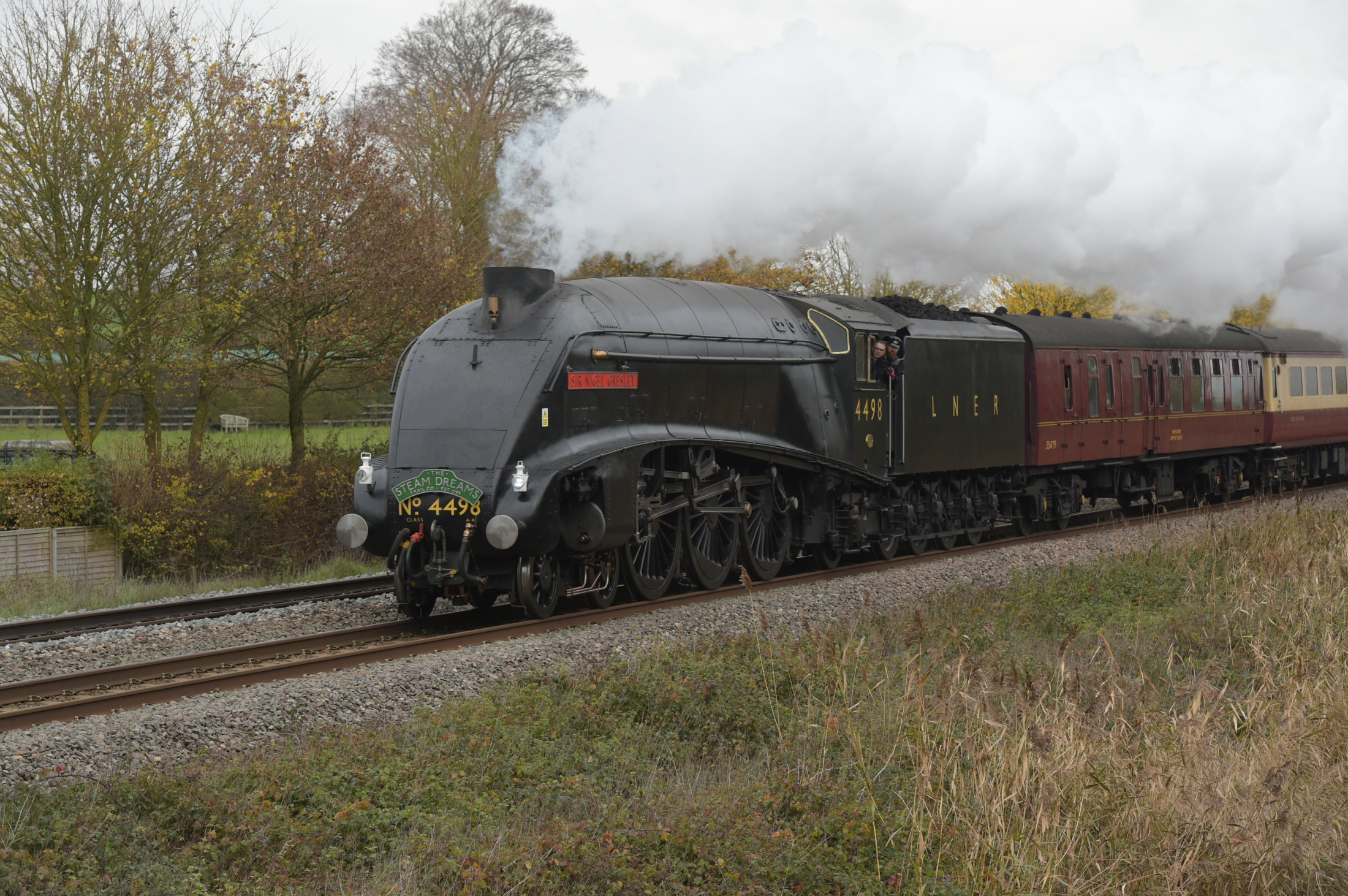Sir Nigel Gresley A4 class steam locomotive passes through Wiltshire - Vimarsana News