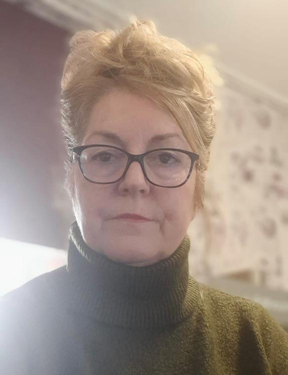 Wiltshire Times: Karen Swinger is one of many people who have had problems with the new system. Wiltshire Times: Karen Swinger is one of many people who have had problems with the new system.