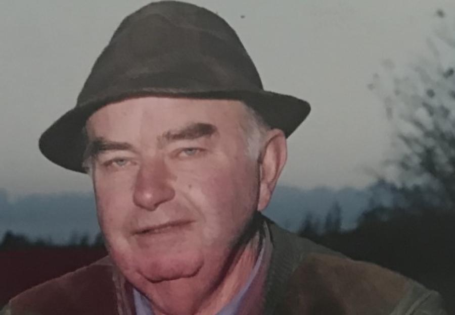Tributes paid to former Wiltshire newsagent Ray Pope 
