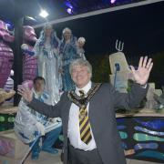 Trowbridge Mayor Cllr Graham Hill with one of the leading contenders of the Wessex Carnival contest Magnum Carnival Club’s entry 32 Fathoms Deep. Photo: Trevor Porter 69639-4
