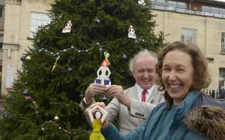 Organiser Christopher Curtis with Glass artist Alex Compton  with the Nordic pine tree.